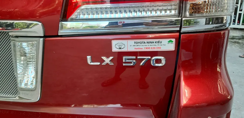 Thay Bình Ắc Quy Xe Lexus LX 570 Tại Cần Thơ: Thông Số, Tư Vấn & Lắp Tận Nơi 24/7