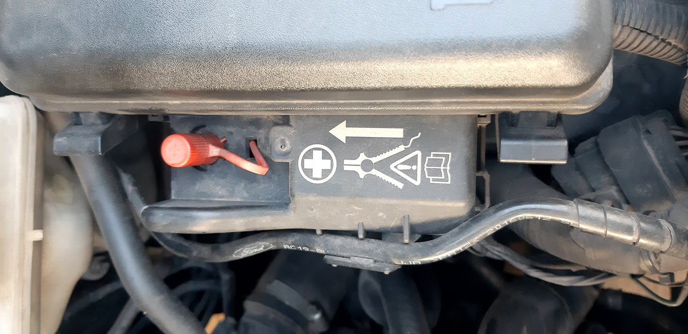 Vị trí câu bình xe Ford Transit tại Cần Thơ - Ắc Quy Cát Lâm