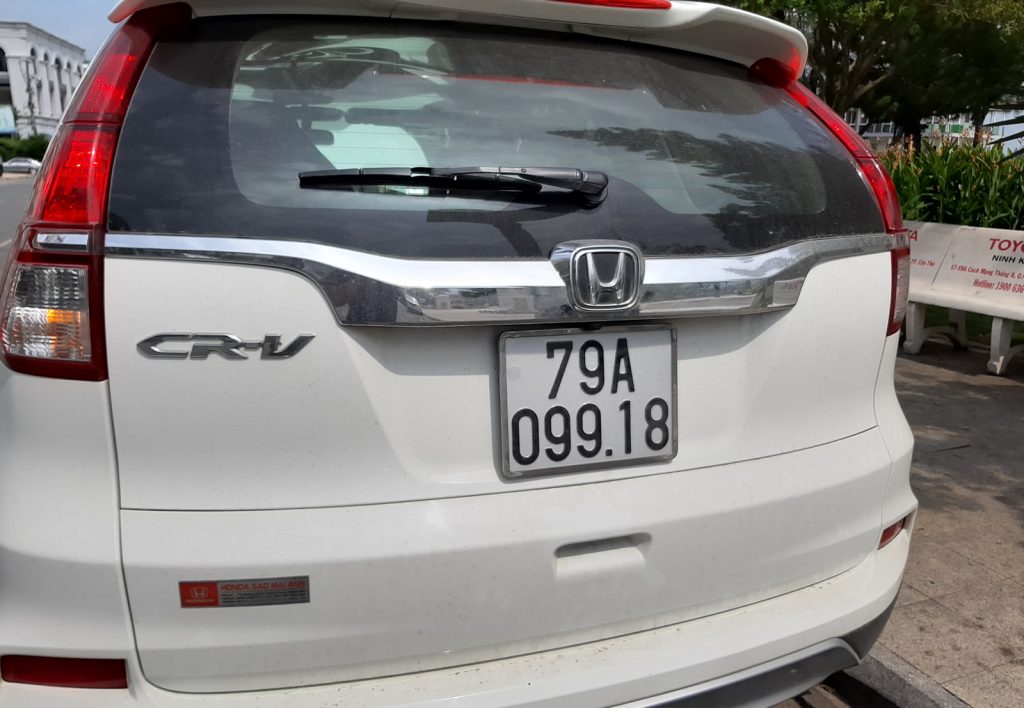 Thay bình ắc quy xe Honda CR-V cọc to tại Cần Thơ - Ắc Quy Cát Lâm