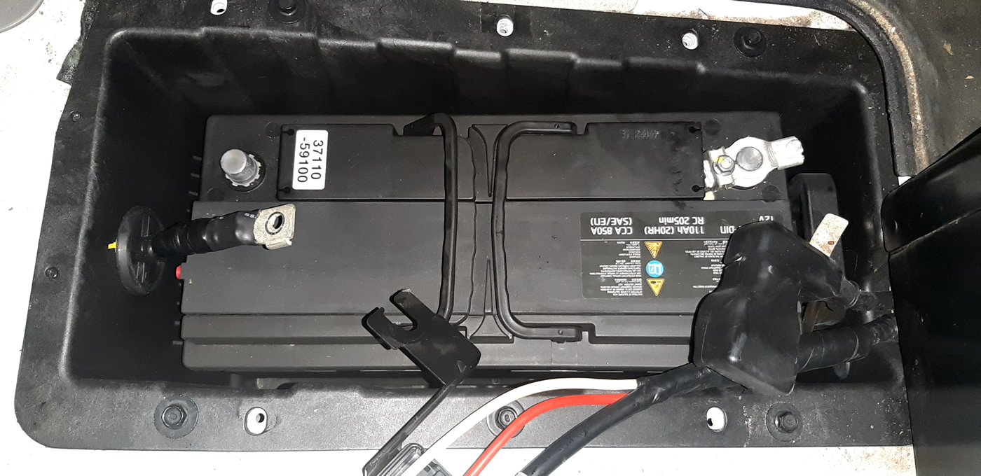 Bình ắc quy nguyên bản 110Ah mã 37110-59100 theo xe Hyundai Solati tại Cần Thơ - Ắc Quy Cát Lâm